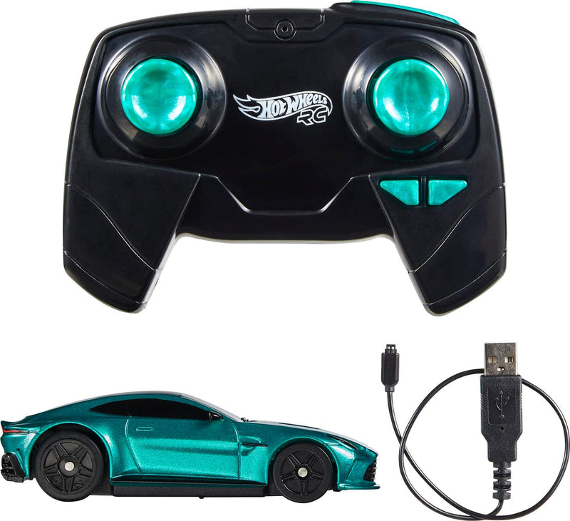 Hot Wheels - 164 Scale Aston Martin Vantage R/C Vehicle - Green
