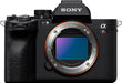 Sony - Alpha 7R V Full-frame Mirrorless Camera with Interchangeable Lens (Body Only) - Black