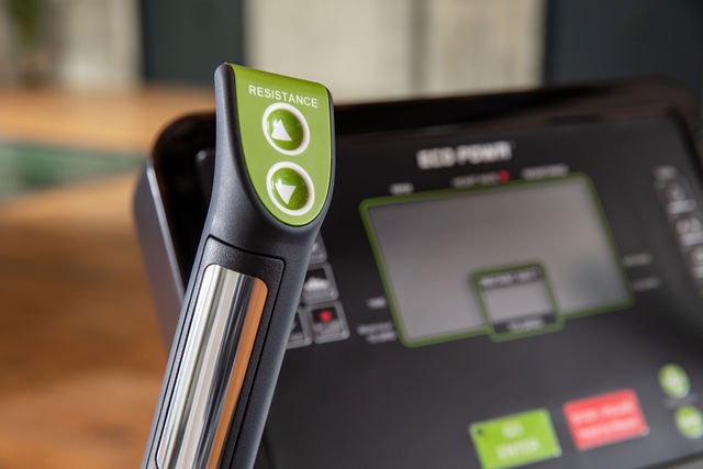 SportsArt - G574U ELITE ECO-POWR UPRIGHT CYCLE